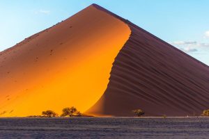 Dunas rojas de Sossusvlei durante un viaje por Namibia